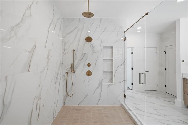 419 Westside Drive, Roswell, GA 30075