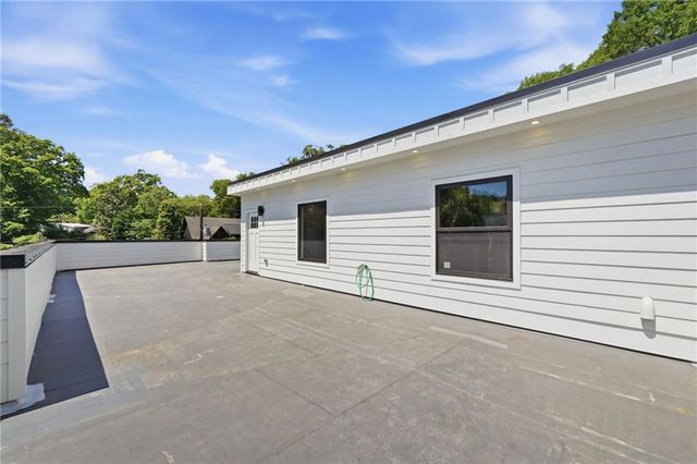 419 Westside Drive, Roswell, GA 30075