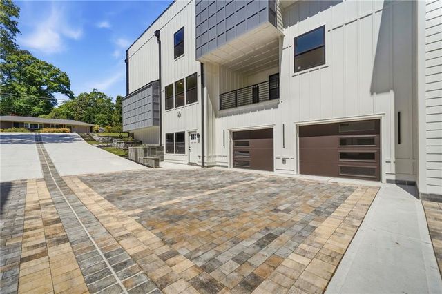 419 Westside Drive, Roswell, GA 30075