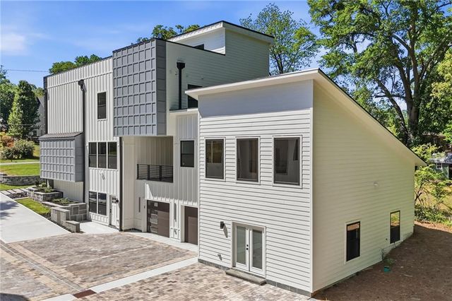 419 Westside Drive, Roswell, GA 30075