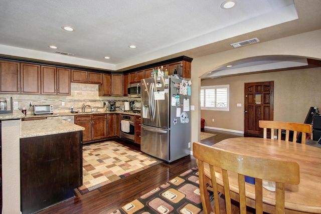 3840 Valle Vista Rd, Carmichael, CA 95608