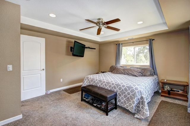 3840 Valle Vista Rd, Carmichael, CA 95608