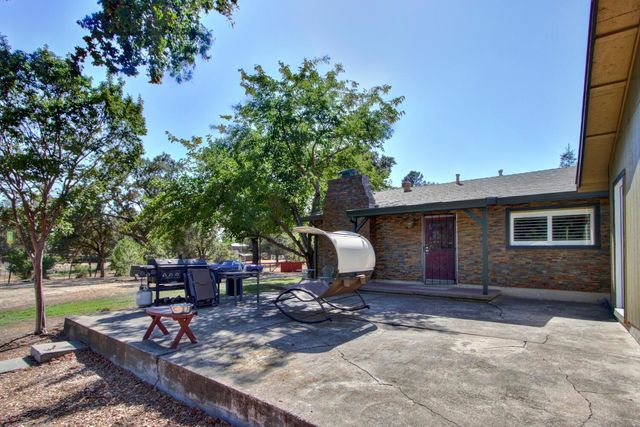 3840 Valle Vista Rd, Carmichael, CA 95608