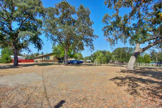 3840 Valle Vista Rd, Carmichael, CA 95608
