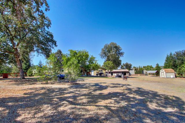 3840 Valle Vista Rd, Carmichael, CA 95608