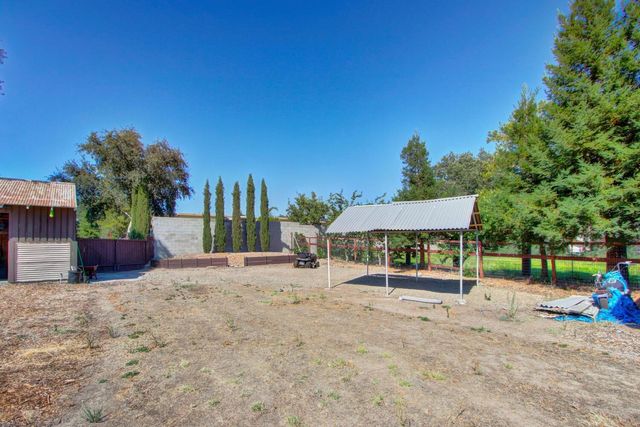 3840 Valle Vista Rd, Carmichael, CA 95608