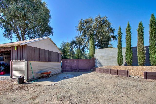 3840 Valle Vista Rd, Carmichael, CA 95608
