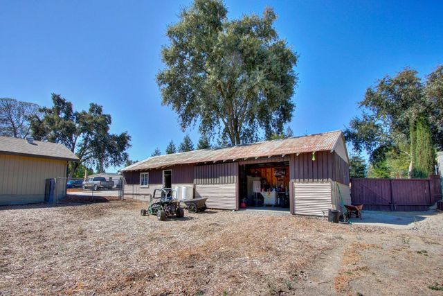 3840 Valle Vista Rd, Carmichael, CA 95608