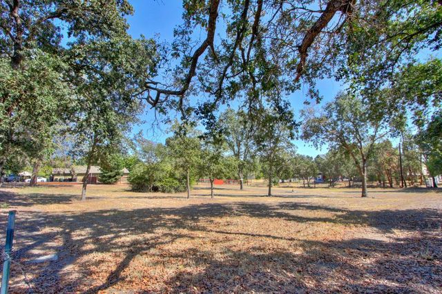3840 Valle Vista Rd, Carmichael, CA 95608