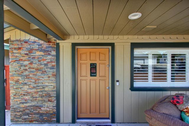 3840 Valle Vista Rd, Carmichael, CA 95608