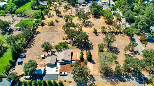 3840 Valle Vista Rd, Carmichael, CA 95608