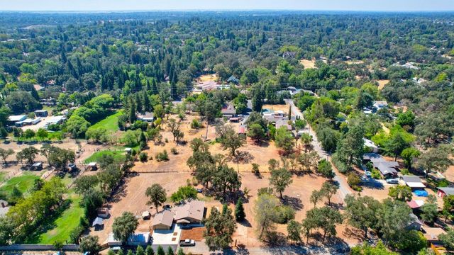 3840 Valle Vista Rd, Carmichael, CA 95608