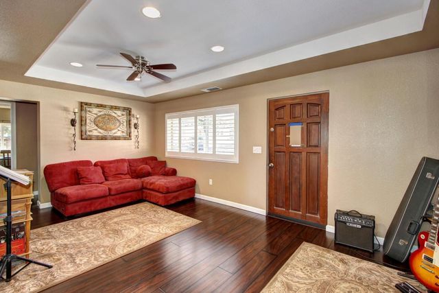 3840 Valle Vista Rd, Carmichael, CA 95608