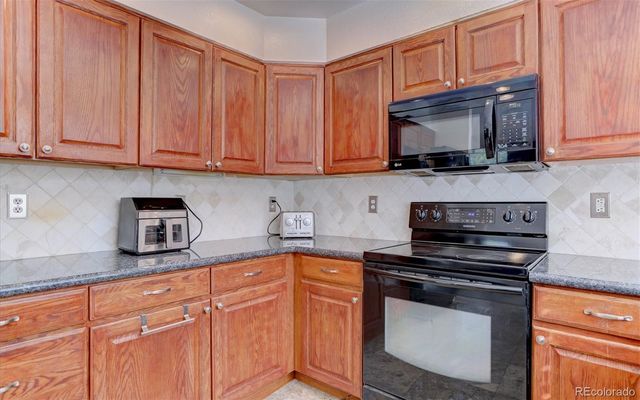 6978 Noble Court, Arvada, CO 80007