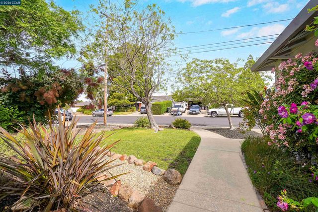 5506 Florida Dr, Concord, CA 94521