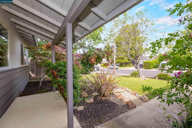 5506 Florida Dr, Concord, CA 94521