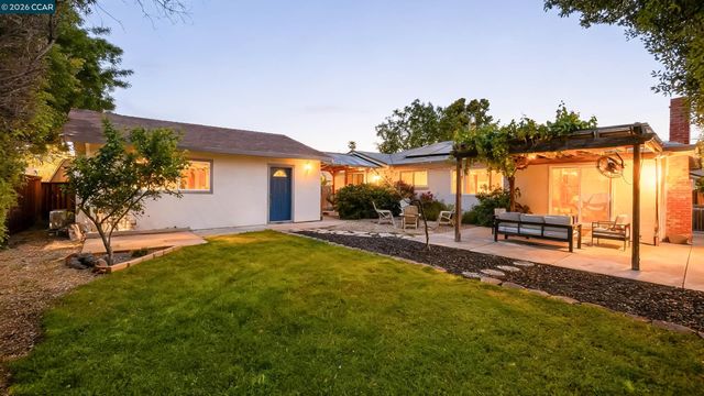 5506 Florida Dr, Concord, CA 94521