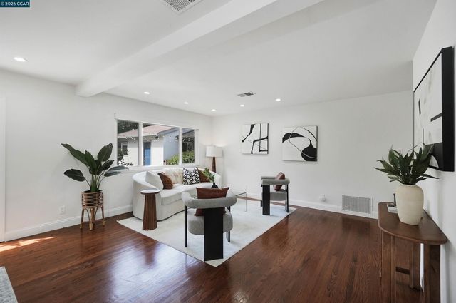 5506 Florida Dr, Concord, CA 94521