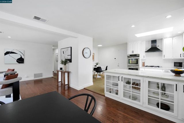5506 Florida Dr, Concord, CA 94521