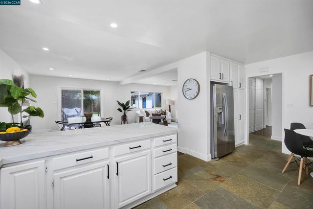 5506 Florida Dr, Concord, CA 94521