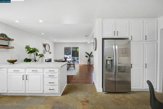 5506 Florida Dr, Concord, CA 94521