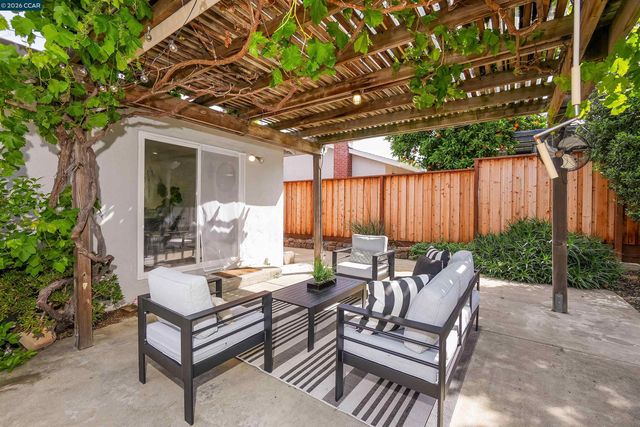 5506 Florida Dr, Concord, CA 94521