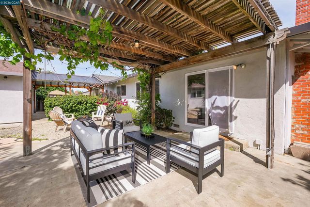 5506 Florida Dr, Concord, CA 94521