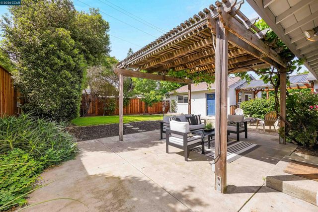 5506 Florida Dr, Concord, CA 94521