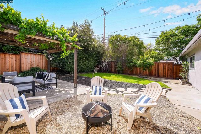 5506 Florida Dr, Concord, CA 94521