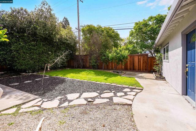 5506 Florida Dr, Concord, CA 94521