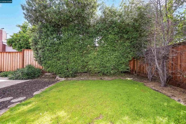 5506 Florida Dr, Concord, CA 94521