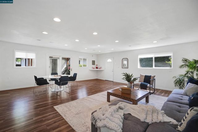 5506 Florida Dr, Concord, CA 94521