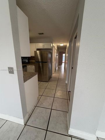 9116 NW 35th Pl, Sunrise, FL 33351