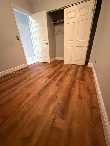 9116 NW 35th Pl, Sunrise, FL 33351