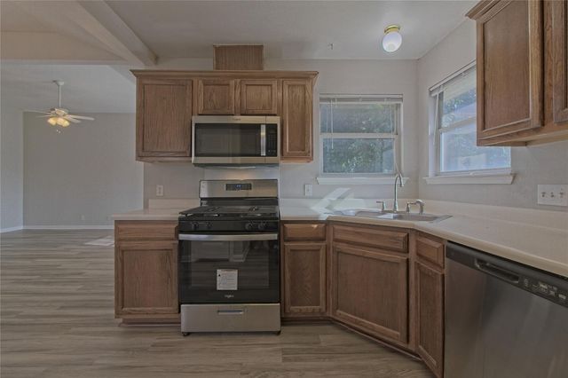 300 Caladium CT, Georgetown, TX 78626
