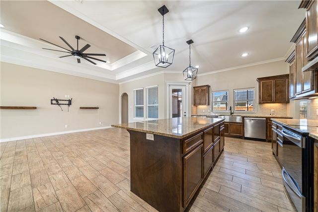 7922 Superman Dr, Corpus Christi, TX 78414