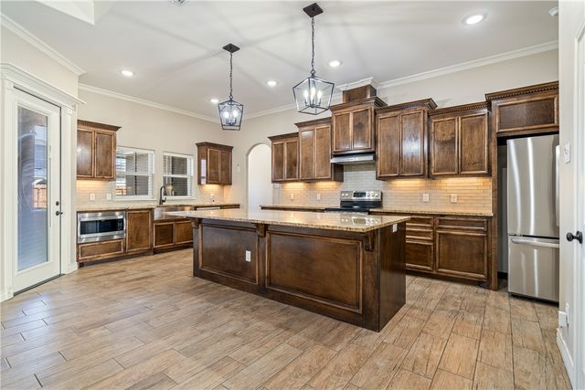 7922 Superman Dr, Corpus Christi, TX 78414