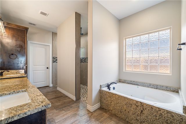 7922 Superman Dr, Corpus Christi, TX 78414