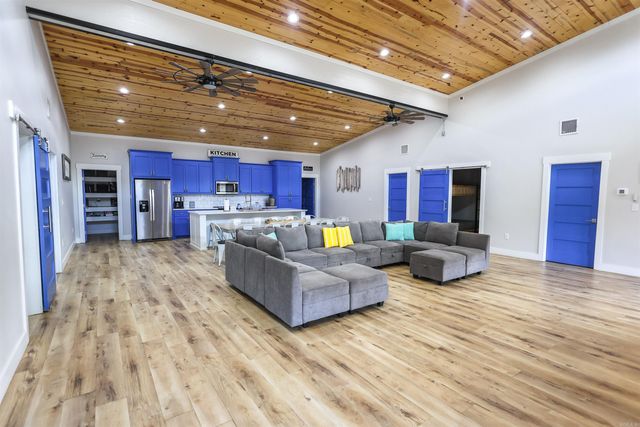 364 Tranquil Lane, Glenwood, AR 71943