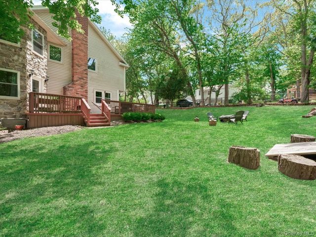 2 Seaview Ledge, Shoreham, NY 11786