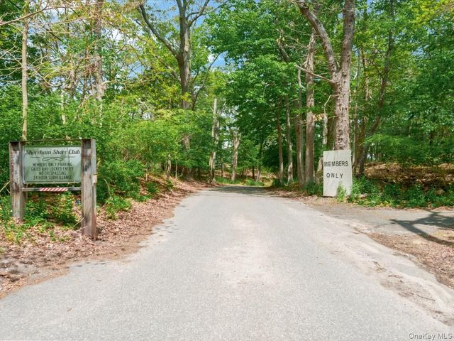 2 Seaview Ledge, Shoreham, NY 11786