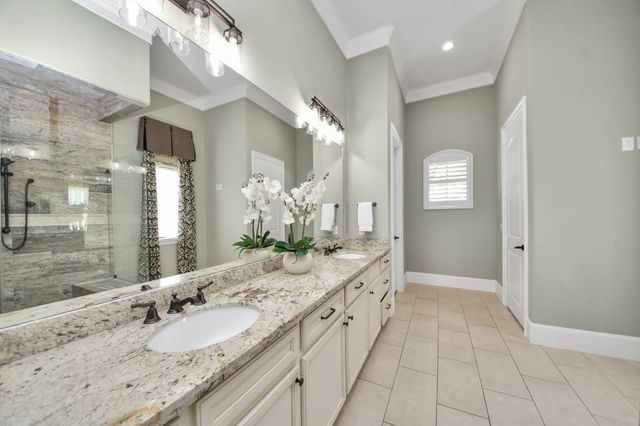 1202 Gross Street, Houston, TX 77019