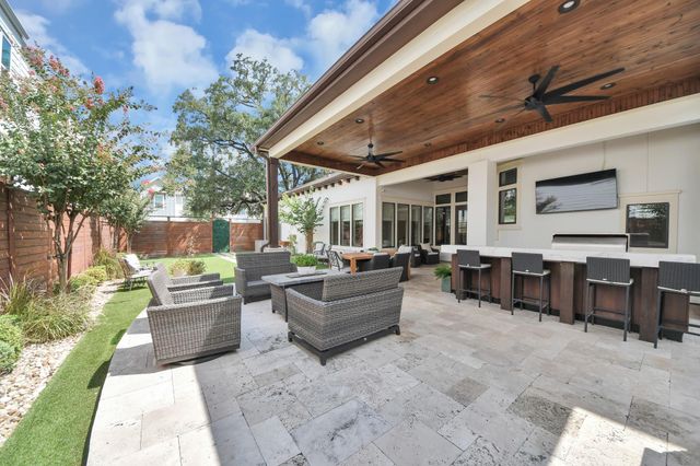 1202 Gross Street, Houston, TX 77019