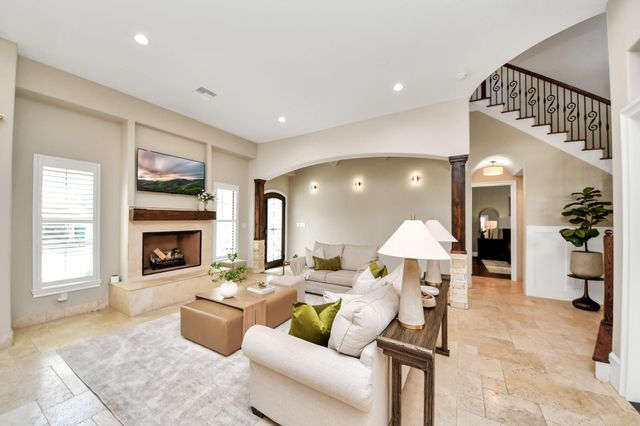 1202 Gross Street, Houston, TX 77019
