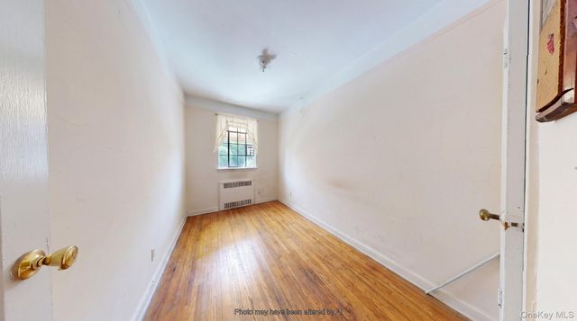 121 E 2nd Street, Brooklyn, NY 11218