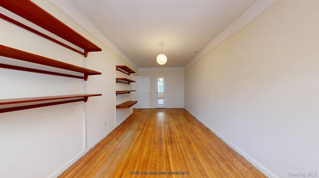 121 E 2nd Street, Brooklyn, NY 11218