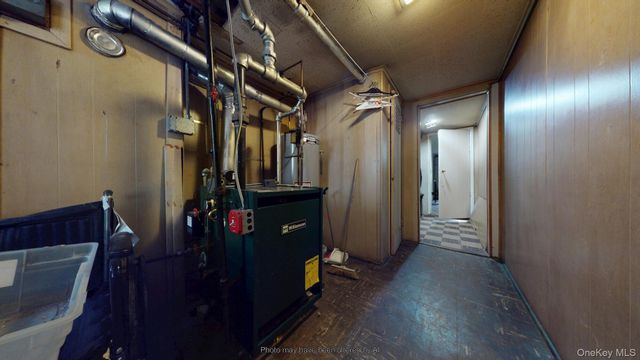 121 E 2nd Street, Brooklyn, NY 11218