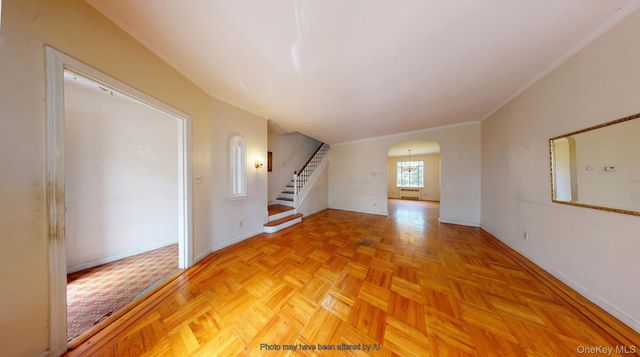 121 E 2nd Street, Brooklyn, NY 11218