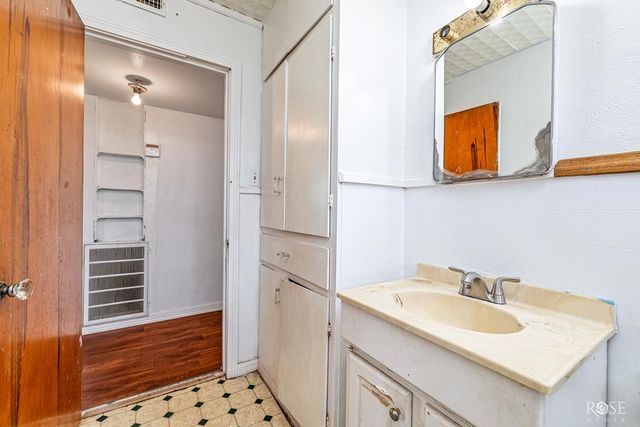 716 Era St, San Angelo, TX 76905