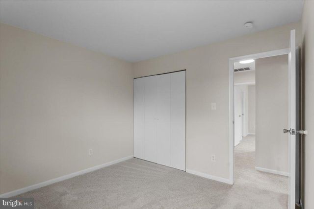 1139 AUTUMNHAZE CT, Herndon, VA 20170